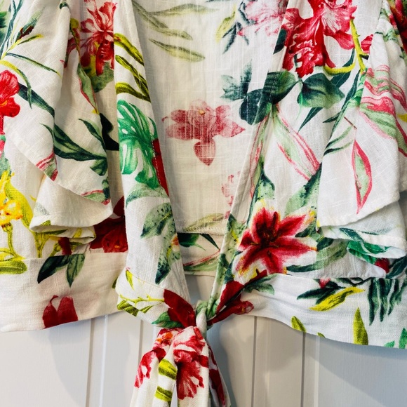 NWOT White Floral Tie Up Bolero Ruffle Cap Sleeves 10 - Picture 12 of 15